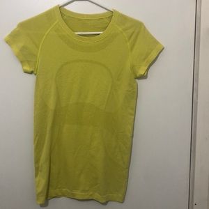 Lululemon swiftly tech short sleeve t shirt